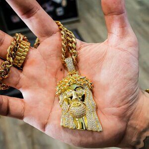 Golden Gilt- XL Jesus Piece w/ Necklace